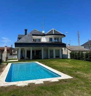 Villa Paxariño